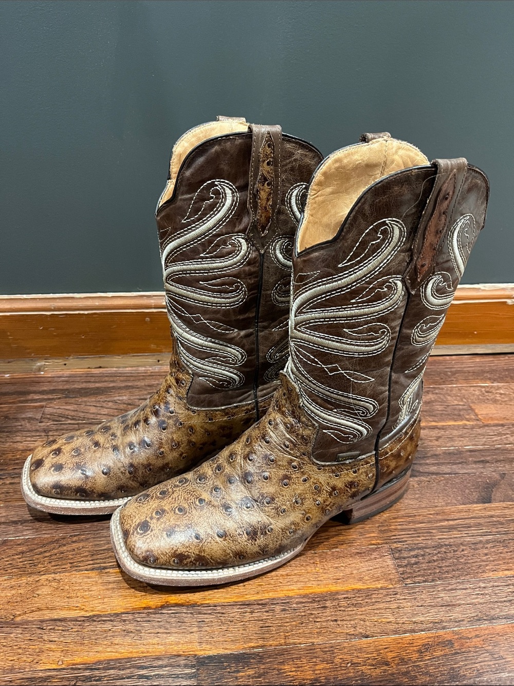 Men's Torres Two-Tone Brown Ostrich-Textured Western Cowboy Boots